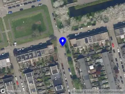 Ambulance met gepaste spoed naar de A. Noordewier-Reddingiuslaan in Rotterdam