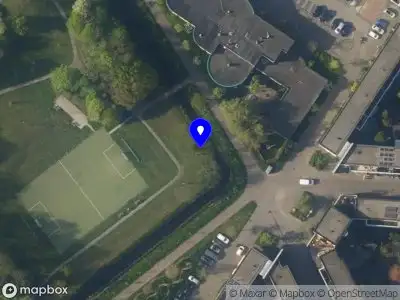 Ambulance met gepaste spoed naar de Wilhelmina Bladergroenweg in Leiden