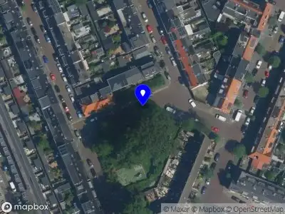 Ambulance met gepaste spoed naar de Bellamystraat in Haarlem