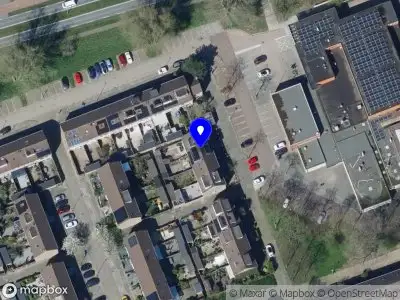 Ambulance met gepaste spoed naar de Pastoor Apeldoornpad in Hoogvliet Rotterdam