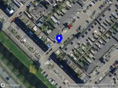 Ambulance met grote spoed naar de Oderstraat in Spijkenisse