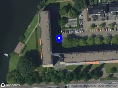 Ambulance met grote spoed naar de Jupiterstraat in Hardinxveld-Giessendam