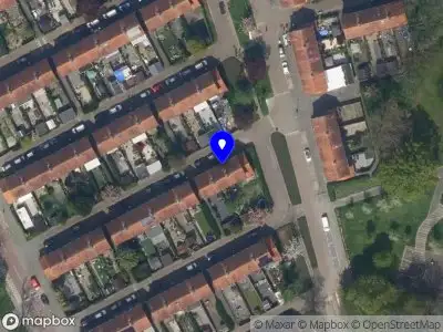 Ambulance met grote spoed naar de Hengelstraat in Rotterdam