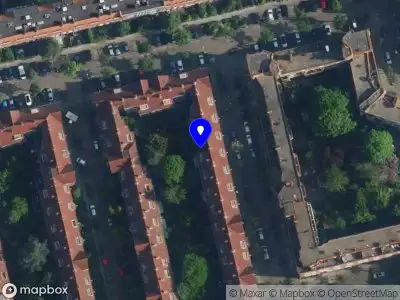 Ambulance met grote spoed naar de Van Helt Stocadestraat in Amsterdam
