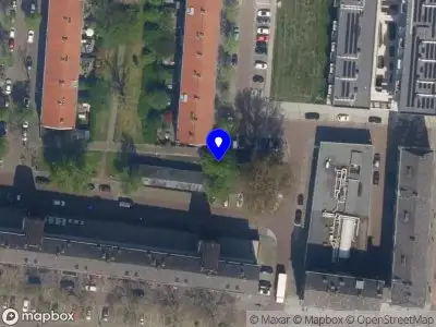 Ambulance naar de Willem Schürmannstraat in Rotterdam