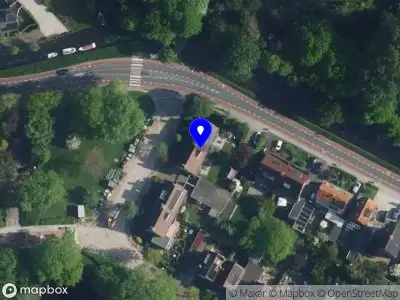 112 melding Ambulance en brandweer met grote spoed naar de Karel Doormanplantsoen in Bennebroek vanwege reanimatie