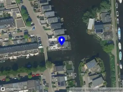 Brandweer met gepaste spoed naar de Graskarper in Krommenie