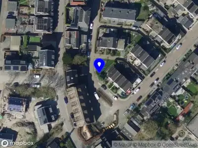 Ambulance met grote spoed naar de Dorpsstraat in Heerjansdam