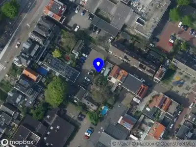 Ambulance met gepaste spoed naar de Blekerslaan in Alkmaar