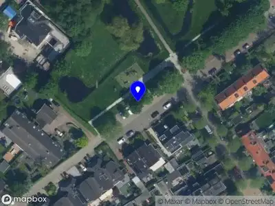 Ambulance met grote spoed naar de Toevluchtstraat in Badhoevedorp