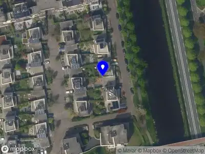 Ambulance met grote spoed naar de Hendrik Jesselaan in Oegstgeest