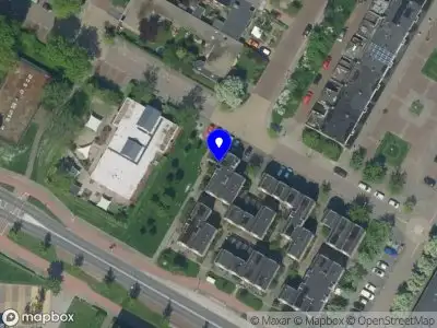 Ambulance met grote spoed naar de Kortenaerplantsoen in Castricum