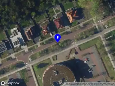 Brandweer met grote spoed naar de Sterrenberglaan in Huis ter Heide vanwege reanimatie