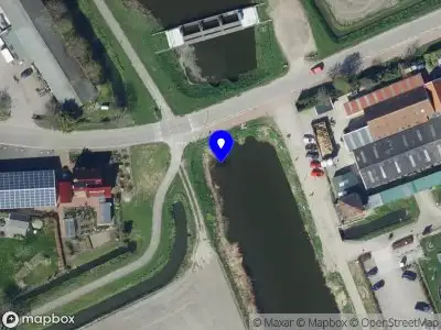 Ambulance met gepaste spoed naar de Achterdijk in Hellevoetsluis