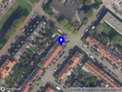 Ambulance met gepaste spoed naar de Molenstraat in Rotterdam
