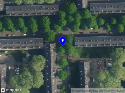 Ambulance met gepaste spoed naar de Rondeel in Amsterdam