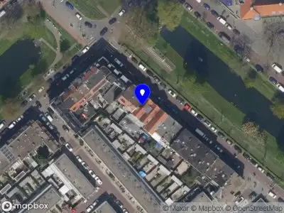Ambulance met gepaste spoed naar de Hillevliet in Rotterdam