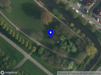 Ambulance met grote spoed naar de Groen-blauwlaan in Zoetermeer