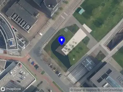 Ambulance met grote spoed naar de Burgemeester Elsenlaan in Rijswijk