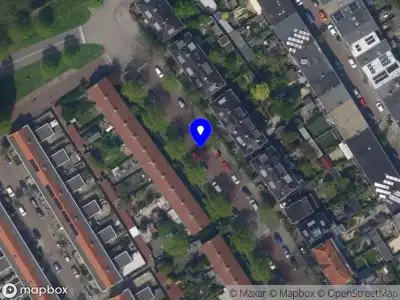 Ambulance met grote spoed naar de Coornhertstraat in Leiden