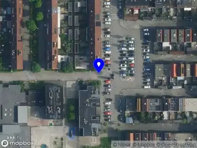 Brandweer met grote spoed naar de Willem Gerresepad in Amsterdam vanwege reanimatie