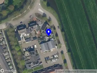 Ambulance met grote spoed naar de Wouter van Langherakelaan in Langerak
