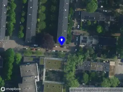 Brandweer met grote spoed naar de Veluwelaan in Amsterdam