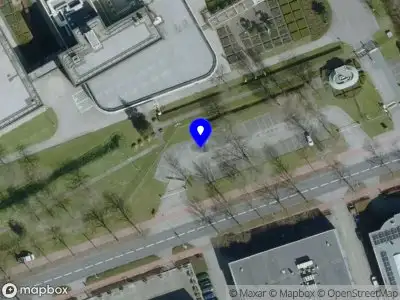 Politie naar de De Maas in Best vanwege ongeval met letsel