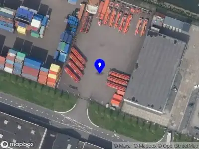 Ambulance met gepaste spoed naar de Bunschotenweg in Rotterdam