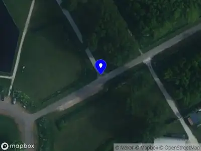 Ambulance met grote spoed naar de Aan de Wind in Ouderkerk aan de Amstel