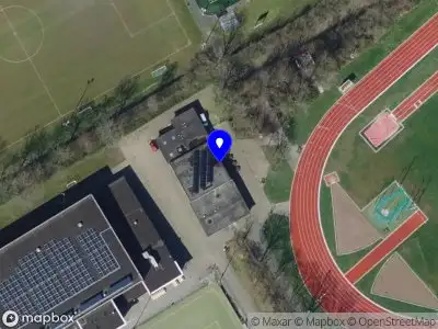 Ambulance met gepaste spoed naar de Atletiekpad in Spijkenisse