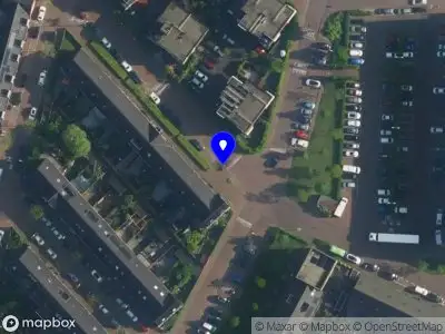 Ambulance met grote spoed naar de Kwekerijlaan in Amsterdam