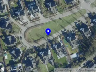 112 melding Brandweer met grote spoed naar de Molenhoek in Vlijmen vanwege voertuigbrand