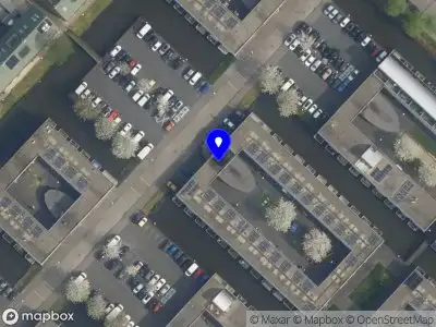 Ambulance met grote spoed naar de Mieogvaart in 's-Gravenhage