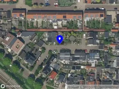 Ambulance met grote spoed naar de Compaanhof in Castricum