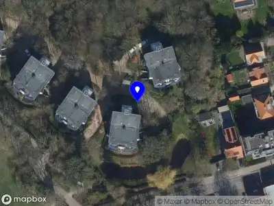 112 melding Brandweer met gepaste spoed naar de Park Loverendale in Domburg vanwege een liftopsluiting