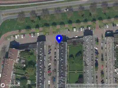 Ambulance met gepaste spoed naar de Kraaierstraat in Rotterdam