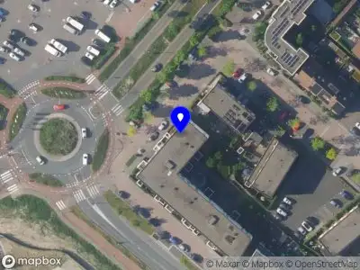 Politie naar de Maasland in Huizen vanwege aanrijding met letsel