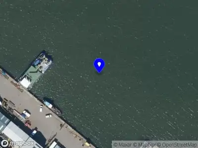 Politie naar de Deltahaven in Stellendam