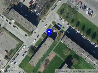 Ambulance met gepaste spoed naar de Lampreistraat in Hoogvliet Rotterdam