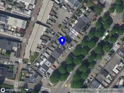 Brandweer met grote spoed naar de Merbau in Dordrecht vanwege voertuigbrand