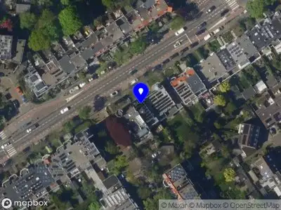Traumahelikopter met grote spoed naar de Geestbrugweg in Rijswijk