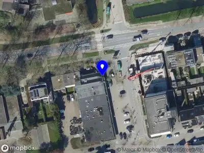 Ambulance met grote spoed naar de Binnenlandse Baan in Barendrecht