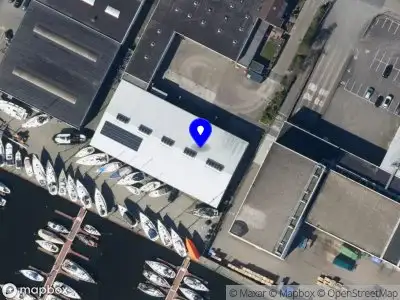 Brandweer met gepaste spoed naar de Vuurtorenweg in Lemmer vanwege een buitenbrand