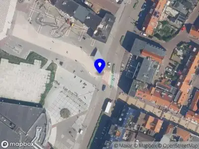 Ambulance met gepaste spoed naar de Badhuisplein in Zandvoort