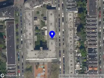 Ambulance met grote spoed naar de Hendrick Sorchstraat in Rotterdam