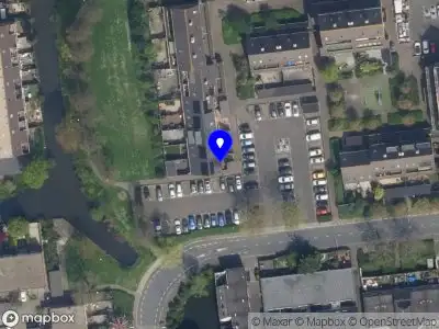 Ambulance met gepaste spoed naar de Anton Wachterburg in Capelle aan den IJssel
