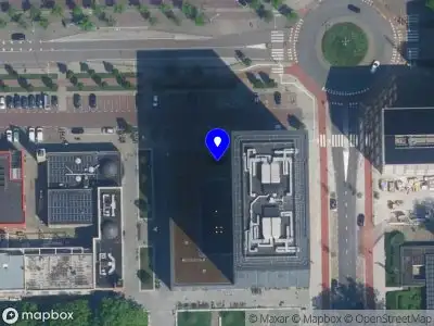 Traumahelikopter met grote spoed naar de Postjesweg in Amsterdam