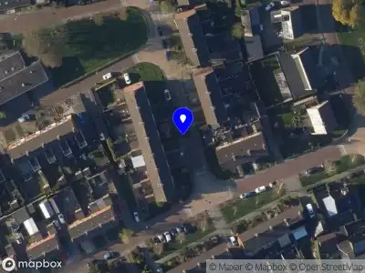 Brandweer met grote spoed naar de Van Ewsumstraat in Marum vanwege voertuigbrand