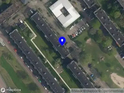 Ambulance met grote spoed naar de Persijnlaan in Delft